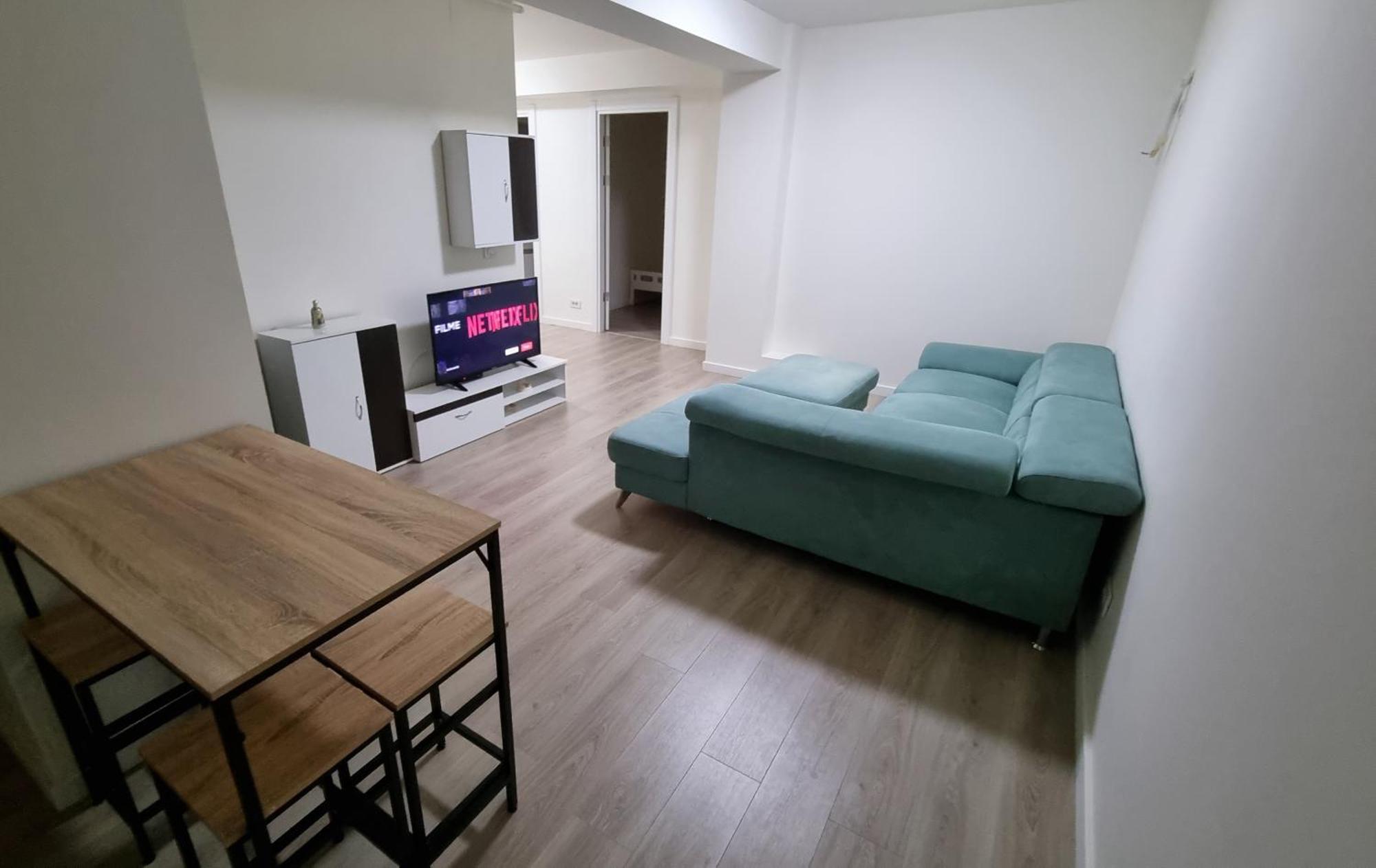 Apartament Cwa 1 Aeroport Otopeni Luaran gambar